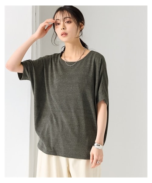 nissen（ニッセン）の「綿混うすカルゆるシルエット５分袖ドルマンプルオーバー（ＵＶカット・吸汗速乾・抗菌防臭・毛玉防止）＜大きいサイズ有＞（Tシャツ/カットソー・レディース・ソフトグリーン/杢チャコールグレー/ネイビー×オフホワイト/オフホワイト×ブルー/グレージュ×オフホワイト/オフホワイト×黒/スモーキーパープル×オフホワイト・S~M相当/L~LL相当/3L~4L相当/5L~6L相当/8L相当/10L相当）」の5枚目の写真