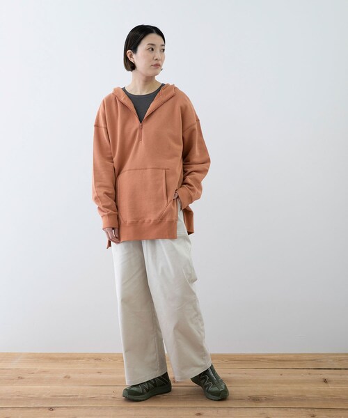 EKAL（エカル）の「EKAL　コハニングライトウエイトフーディー（パーカー・レディース・グレージュ/サーモン/チャコール・one）」の19枚目の写真