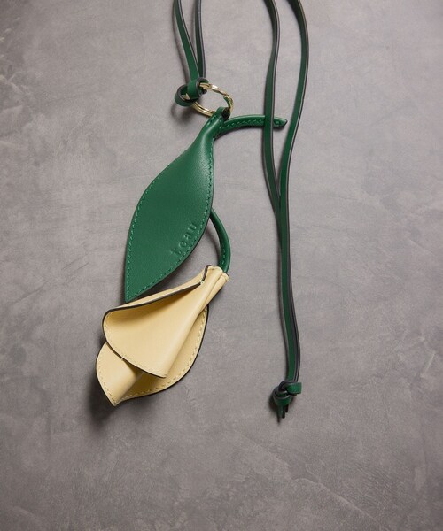 ROPE'(ロペ)の「【teau・牛革】panier pansy ring charm(キー/バッグチャーム・ネックレス)(チャーム・レディース・ブラック/グレー/キャメル/ピンク/イエロー・F)」の21枚目の写真