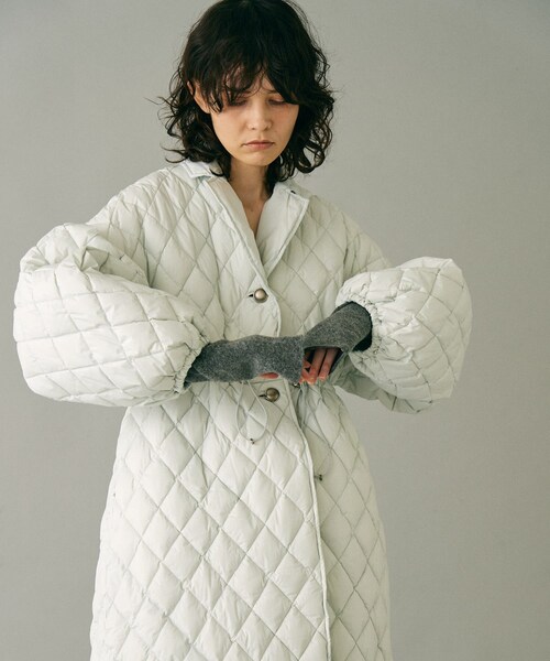THE GOODLAND MARKET(ザグッドランドマーケット)の「『別注』KWD×ザ グッドランド マーケット GREEN DOWN QUILTING JACKET(その他アウター・レディース・BLACK/OFF WHITE・FREE)」の7枚目の写真