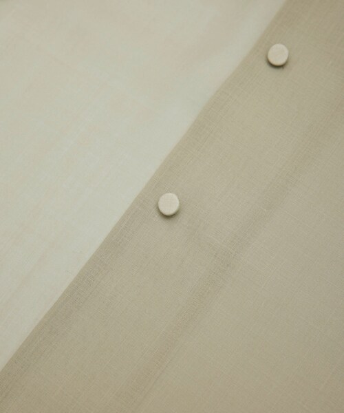ROPE'（ロペ）の「マナードボイルシアー開襟シャツ/セットアップ対応（シャツ/ブラウス・レディース・ブラック/オフホワイト/ベージュ・F）」の13枚目の写真