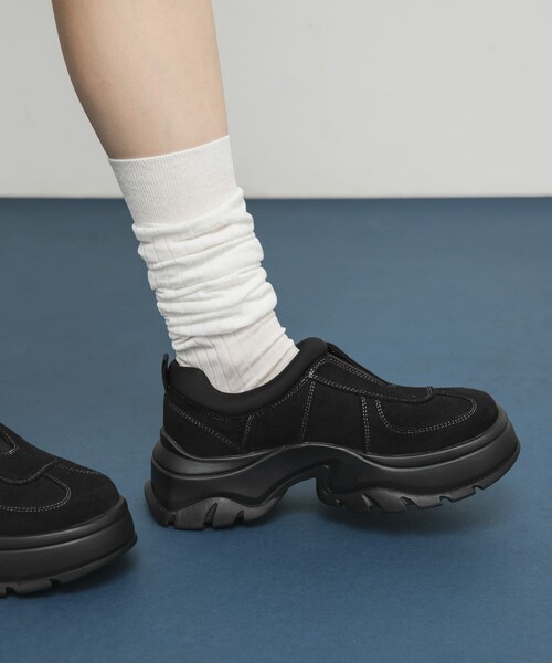 KBF（ケイビーエフ）の「ステッチデザインスリッポン（スニーカー・レディース・BROWN/BLACK・36/37/38）」の5枚目の写真