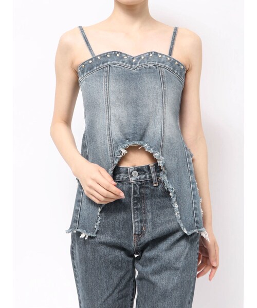 EVRIS（エヴリス）の「スタッズモチーフデニムキャミ【セットアップ着用可能】（キャミソール・レディース・アイスブルー/インディゴ・F）」の4枚目の写真