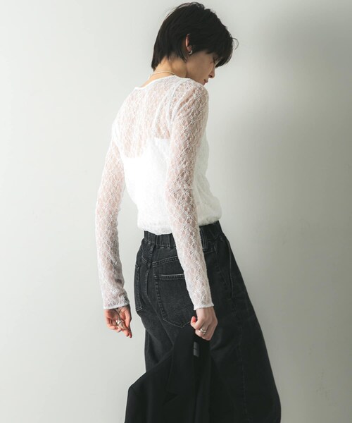 URBAN RESEARCH（アーバンリサーチ）の「ストレッチレースクルーネックブラウス（Tシャツ/カットソー・レディース・OFF/BLACK・FREE）」の22枚目の写真