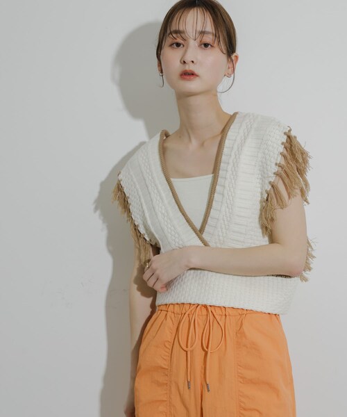 SENSE OF PLACE by URBAN RESEARCH(センスオブプレイスバイアーバンリサーチ)の「フリンジニットベスト(ベスト・レディース・BLU×GRY/IVORY/GRY×WHT・one)」の7枚目の写真