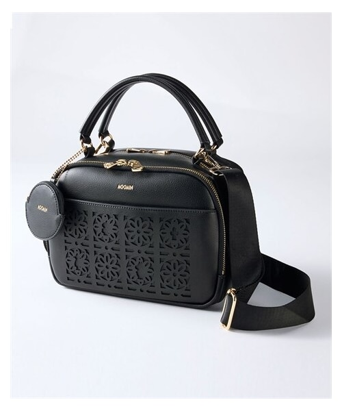 nissen（ニッセン）の「MOOMIN(ムーミン)お財布機能付２WAYショルダーバッグ（コインチャーム付）（ショルダーバッグ・メンズ・黒/スカーレット/グレージュ・Y）」の4枚目の写真