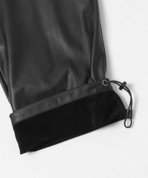 URBAN RESEARCH（アーバンリサーチ）の「UNTRACE　レザーカバーオール（カバーオール・メンズ・BLACK・1/2）」の12枚目の写真