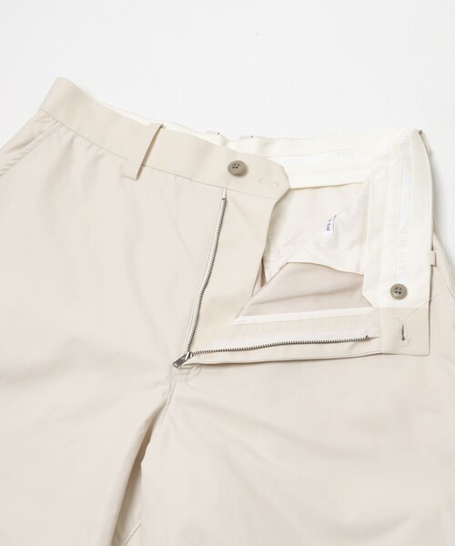 URBAN RESEARCH（アーバンリサーチ）の「THE DAY　DAILY UTILITY PANTS（その他パンツ・メンズ・OFF WHITE/BLACK・1/2）」の5枚目の写真