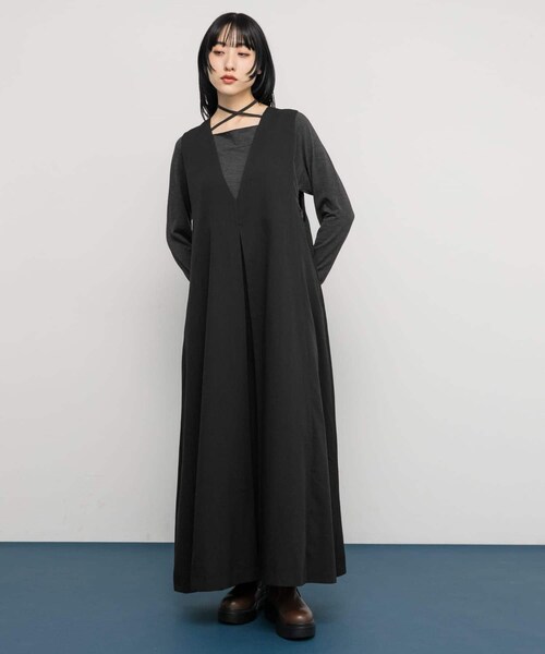 KBF（ケイビーエフ）の「『一部WEB限定カラー』2WAYフレアジャンパースカート（ワンピース・レディース・CHARCOAL/BLACK/BROWN×BLU/NAVY・36/38）」の12枚目の写真