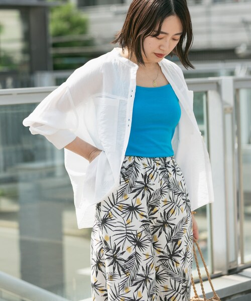 ITEMS URBANRESEARCH（アイテムズ アーバンリサーチ）の「リップルバッククロスキャミソール（キャミソール・レディース・TRQ/BLK/GREGE/RED/WHT・FREE）」の14枚目の写真