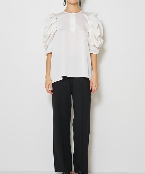 URBAN RESEARCH ROSSO（アーバンリサーチロッソ）の「Mewl　ボリュームパフスリーブブラウス（シャツ/ブラウス・レディース・WHITE/LGRAY・FREE）」の6枚目の写真