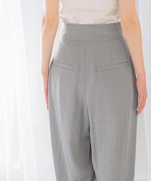 URBAN RESEARCH ROSSO（アーバンリサーチロッソ）の「ライトタックパンツ（その他パンツ・レディース・L.GRAY/OFF WHITE・36/38）」の17枚目の写真