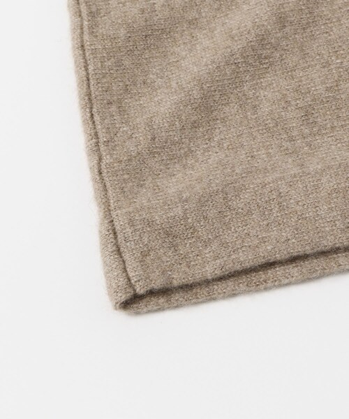 URBAN RESEARCH DOORS（アーバンリサーチドアーズ）の「CASHMERE KNIT FOODIE（ネックウォーマー/スヌード・レディース・BEIGE/WHITE/CAMEL・One）」の12枚目の写真