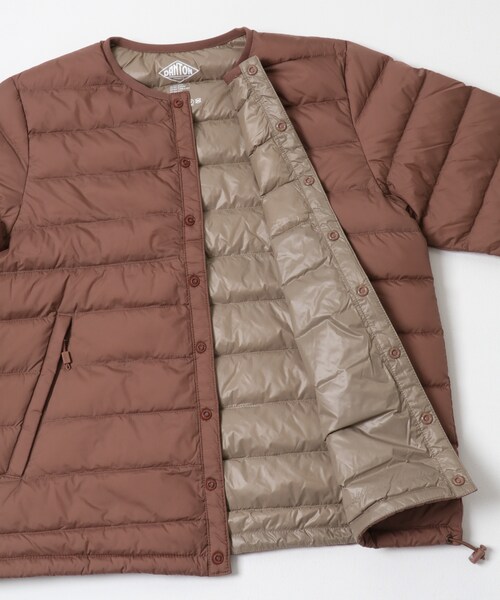 URBAN RESEARCH DOORS（アーバンリサーチドアーズ）の「DANTON　INNERDOWN CREWNECKJACKET（その他アウター・レディース・BLACK/OY.WHITE/SMOKY PINK/MUSTARD・S）」の19枚目の写真