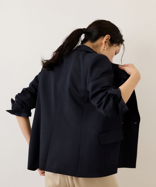 ROPE'（ロペ）の「ストレッチ金ボタンブレザージャケット（テーラードジャケット・レディース・ネイビー・36/38）」の8枚目の写真