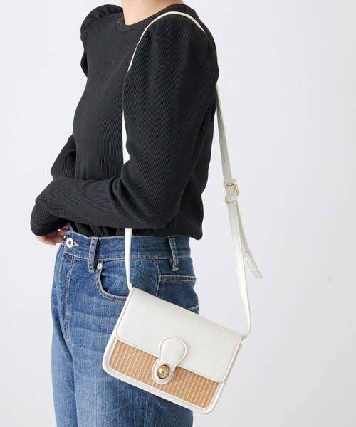 URBAN RESEARCH Sonny Label（アーバンリサーチサニーレーベル）の「バスケットショルダーバッグ（ショルダーバッグ・レディース・ホワイト/ブラック・one）」の4枚目の写真