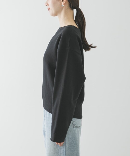 URBAN RESEARCH(アーバンリサーチ)の「カットオフショートスウェット(スウェット・レディース・TOP GRAY/BLACK・Free)」の13枚目の写真