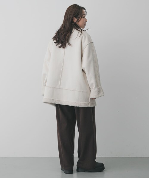 SENSE OF PLACE by URBAN RESEARCH(センスオブプレイスバイアーバンリサーチ)の「フェイクムートンスタンドジャケット(ムートンコート・レディース・BROWN/CHARCOAL/IVORY・One)」の11枚目の写真