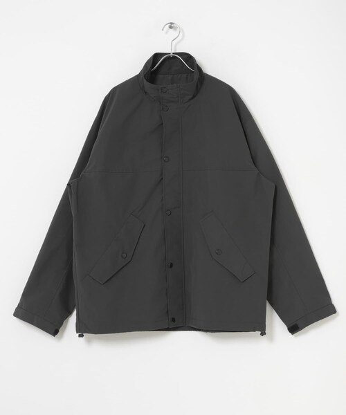 ITEMS URBANRESEARCH（アイテムズ アーバンリサーチ）の「ナイロンスタンドネックミリタリーブルゾン（ブルゾン・メンズ・BLACK/GREIGE/KHAKI・M/L）」の4枚目の写真