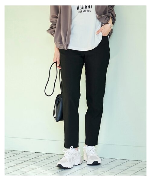 nissen（ニッセン）の「＜大きいサイズ＞ストレッチレーヨン混美脚パンツ（ゆったりヒップ）（選べる２レングス）（パンツ・レディース・グレンチェック/ソフトベージュ/黒/ネイビー系ウィンドウペン/ブラウン系チェック・L/LL/3L/4L/5L/6L/8L/10L）」の11枚目の写真