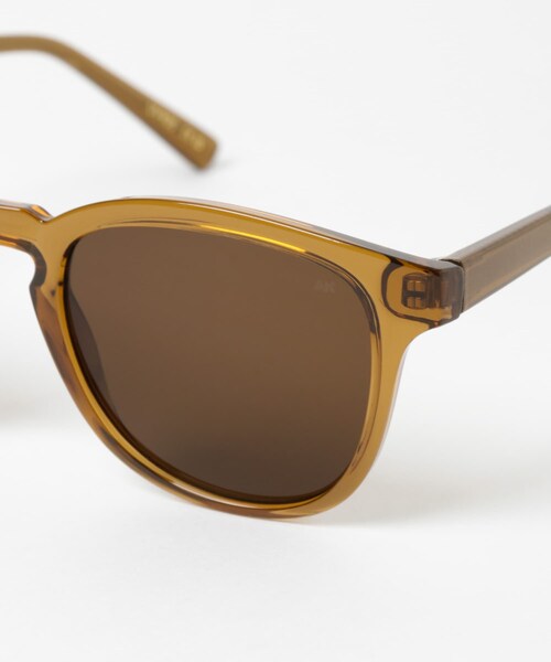 URBAN RESEARCH（アーバンリサーチ）の「A.Kjaerbede　BATE（メガネ・レディース・Champagne/Brown/Black/BK YLW/Smoke T-2・FREE）」の15枚目の写真