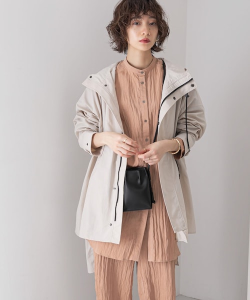 KBF（ケイビーエフ）の「BIGマウンテンパーカー（マウンテンパーカー・レディース・KHAKI/L.GREIGE/CAMEL・one）」の11枚目の写真