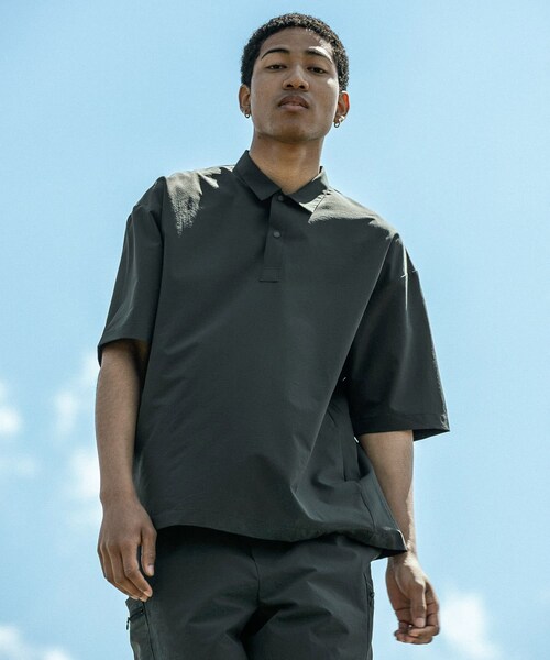 URBAN RESEARCH(アーバンリサーチ)の「『洗濯可/防シワ/撥水』COOL DOTS ポロシャツ(ポロシャツ・メンズ・BLACK/CHARCOAL/NAVY・M/L)」の4枚目の写真