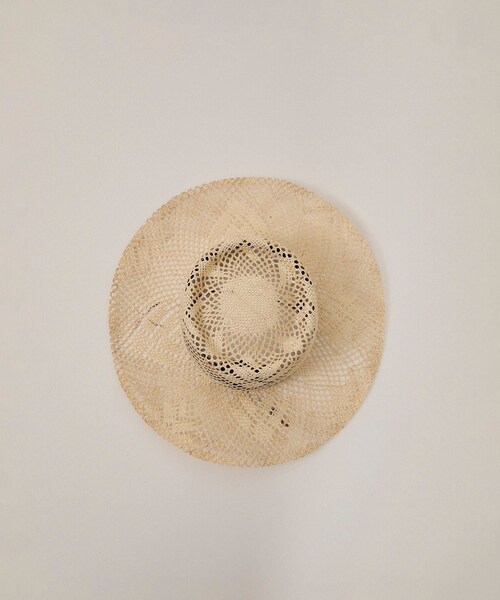 ADAM ET ROPE'（アダムエロペ）の「【chisaki】WONDER FULL LIFE × chisaki Natural grass（ハット・レディース・キナリ・F）」の21枚目の写真