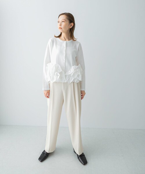 URBAN RESEARCH ROSSO（アーバンリサーチロッソ）の「Mewl　ペタルフリルカーディガン（カーディガン/ボレロ・レディース・WHITE/BLACK・Free）」の4枚目の写真