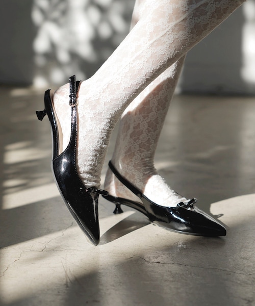 VIS（ビス）の「スリングバックリボンミュール（パンプス・レディース・ブラック/シルバー・L/M/S）」の4枚目の写真