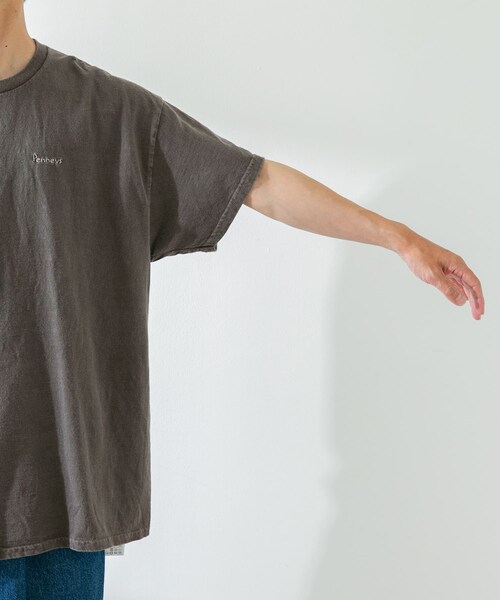 URBAN RESEARCH Sonny Label（アーバンリサーチサニーレーベル）の「『別注』PENNEYS×Sonny Label　ピグメントショートスリーブTシャツ（Tシャツ/カットソー・メンズ・ネイビー/オフ/ブルー/ブラウン/ブラック/レッド・one）」の16枚目の写真