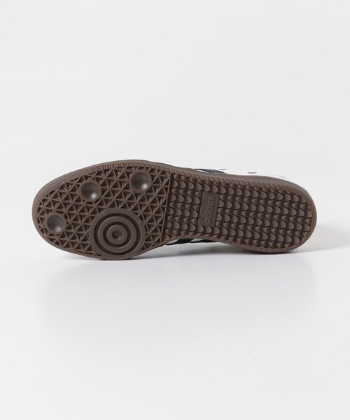 URBAN RESEARCH DOORS（アーバンリサーチドアーズ）の「adidas　SAMBA OG W（スニーカー・レディース・クラウドホワイト・23.5/24/24.5/25）」の7枚目の写真