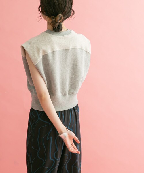 KBF（ケイビーエフ）の「ショルダータックスウェット（スウェット・レディース・NAVY/TOP GRAY/PINK・one）」の14枚目の写真