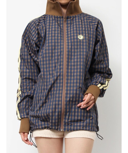 EVRIS（エヴリス）の「バックロゴブレーカージャンパー（ナイロンジャケット・レディース・ブラック/ミックス/ブルー・F）」の2枚目の写真