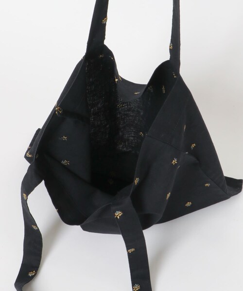 かぐれ（カグレ）の「小花刺繍トートバッグ（トートバッグ・レディース・BLACK/YELLOW・Free/FREE）」の8枚目の写真