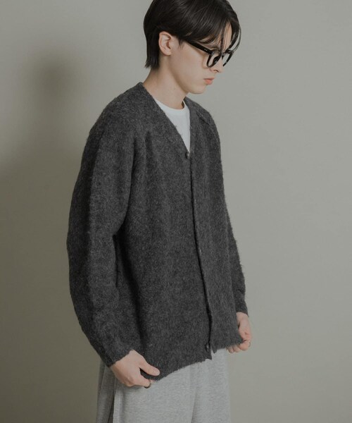 SENSE OF PLACE by URBAN RESEARCH（センスオブプレイスバイアーバンリサーチ）の「ブークレVネックカーディガン（カーディガン/ボレロ・メンズ・CHARCOAL/GREIGE/GREEN/RED・M/L）」の9枚目の写真