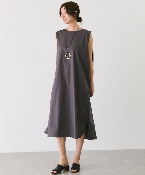 Jayro（ジャイロ）の「ノースリーブワンピース（ワンピース・レディース・ブラック/グレー/ネイビー系・F）」の2枚目の写真