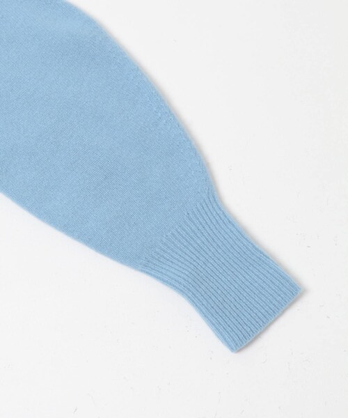URBAN RESEARCH ROSSO（アーバンリサーチロッソ）の「ウールカシミヤVネックニットプルオーバー（ニット/セーター・レディース・OFF/PINK/BLUE/NAVY・Free）」の21枚目の写真
