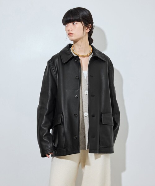 ADAM ET ROPE'(アダムエロペ)の「【CINQUANTA for ADAM ET ROPE'】別注 Leather Car Coat(ステンカラーコート・レディース・ブラック・F)」の4枚目の写真
