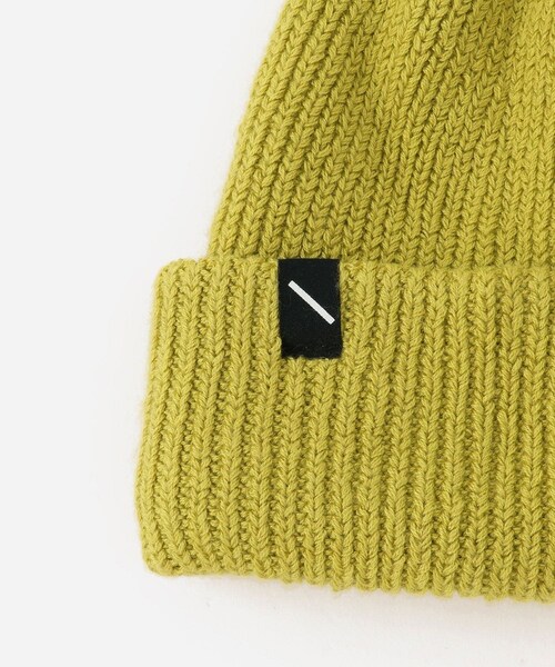 Saturdays NYC(サタデーズ ニューヨークシティ )の「SNYC Solid Beanie(ニットキャップ/ビーニー・レディース・ブラック/オリーブ/イエロー・F)」の11枚目の写真