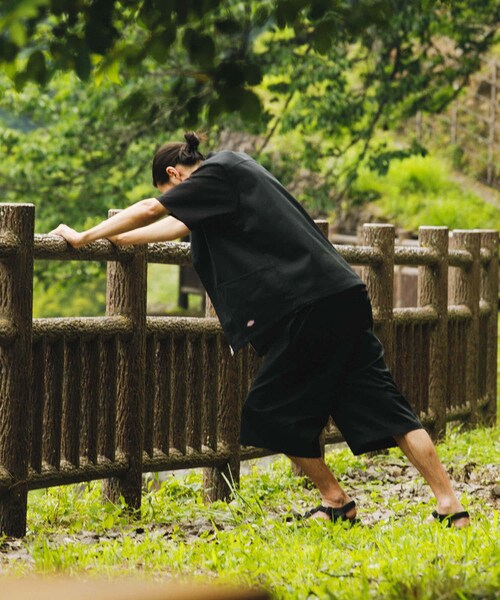 EKAL（エカル）の「『別注』Dickies×EKAL　ワイドロングショーツ（その他パンツ・メンズ・ブラウン/ブラック・M/L）」の16枚目の写真