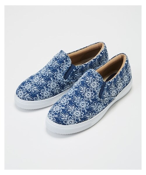 nissen（ニッセン）の「【ゆったり幅広】軽量スリッポンスニーカー（低反発中敷）（ワイズ４Ｅ）（スニーカー・メンズ・黒スウェット/グレースウェット/ネイビーデニム(スター柄)/ツイード/ピンクベージュ(刺しゅう)/レオパード(チュール)/ブラックレース/ホワイトレース/ベージュレース/ネイビーデニム(ペイズリー柄)/インディゴ/サックス/黒(タイダイ柄)/黒(コーデュロイ)/チャコールグレー(コーデュロイ)/ブラウン(チェック柄)/テラコッタ(チェック柄)/グリーン(型押し)/ブルーデニム(刺しゅう)/ラメシルバーパイソン(型押し)/グレーツイード/カーキ(コーデュロイ)/グレージュ(型押し)/パープル(ツイード調)・M=23.0~23.5cm/4E/L=24.0~24.5cm/4E/LL=25.0~25.5cm/4E/3L=26.0~26.5cm/4E）」の22枚目の写真