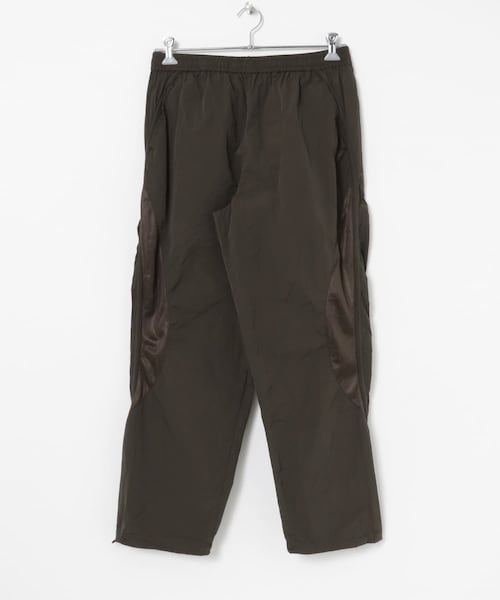 URBAN RESEARCH(アーバンリサーチ)の「dDdDdDd NYLON SIDE MESH PANTS(その他パンツ・メンズ・CHARCOAL/BLACK/NAVY/BROWN・S/M/L/XL/XXL)」の18枚目の写真