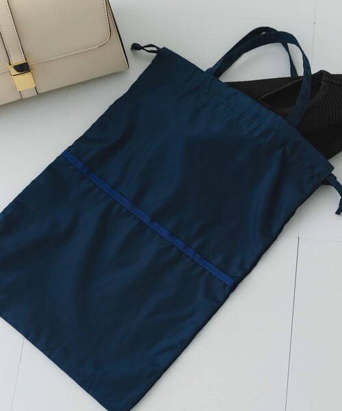 RODE SKO（ロデスコ）の「サブバッグ付フラップハンドバッグ（ハンドバッグ・レディース・NAVY/IVORY/GREIGE/BLACK・one）」の17枚目の写真