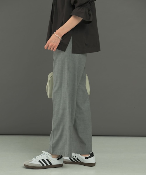 URBAN RESEARCH ROSSO（アーバンリサーチロッソ）の「ウール混ウォッシャブルイージーパンツ（その他パンツ・レディース・CHARCOAL/L/GRAY/YELLOW・36/38）」の2枚目の写真