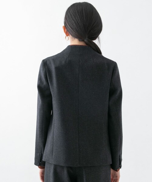 URBAN RESEARCH（アーバンリサーチ）の「WORK NOT WORK　メランジウールHANカラージャケット（ノーカラージャケット・レディース・COYOTE/CHARCOAL・1/2）」の12枚目の写真