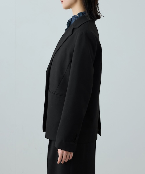 ROPE'（ロペ）の「トリアセツイル シングルテーラードジャケット(デニムライク)/セットアップ対応（テーラードジャケット・レディース・ブラック/ネイビー系・36/38）」の20枚目の写真