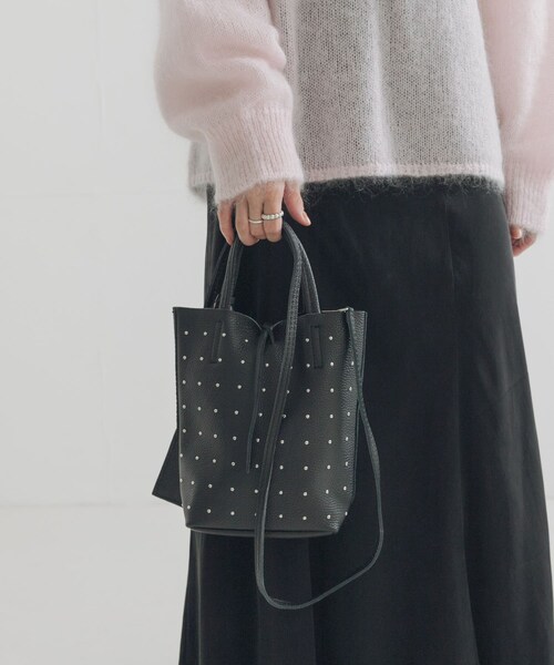URBAN RESEARCH（アーバンリサーチ）の「スタッズミニトートバッグ（トートバッグ・レディース・BLACK/SILVER・-）」の7枚目の写真