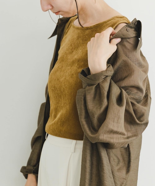 ITEMS URBANRESEARCH（アイテムズ アーバンリサーチ）の「シアーベロアスクエアタンクトップ（タンクトップ・レディース・BEG/BLK/BRD・FREE）」の2枚目の写真