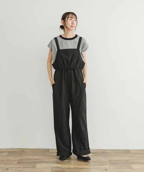 ITEMS URBANRESEARCH(アイテムズ アーバンリサーチ)の「ナイロンサロペット(サロペット/オーバーオール・レディース・BLK/BEG・FREE)」の5枚目の写真